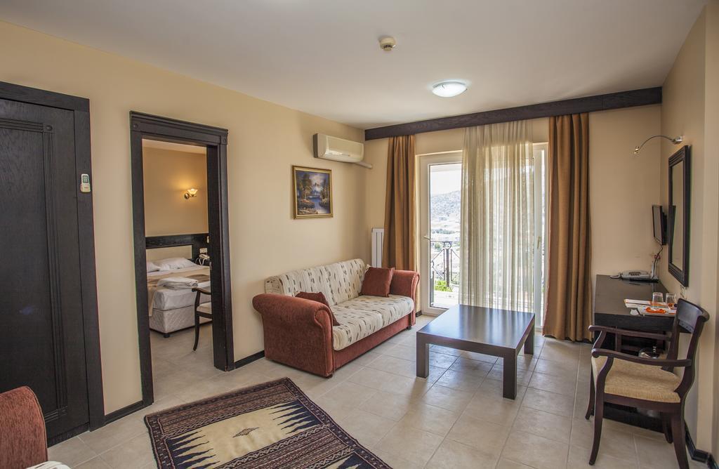 My Solmaz Hotel Çeşme Dış mekan fotoğraf